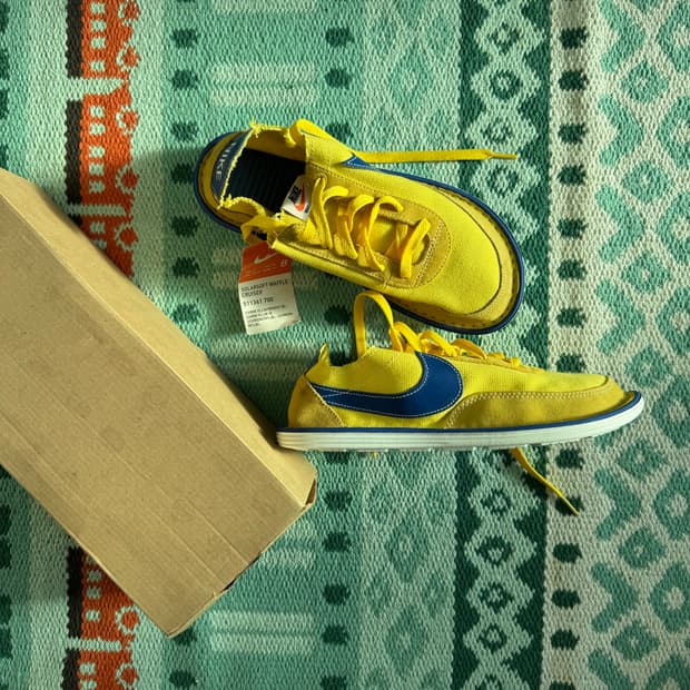 나이키 솔라 소프트 와플 빈티지