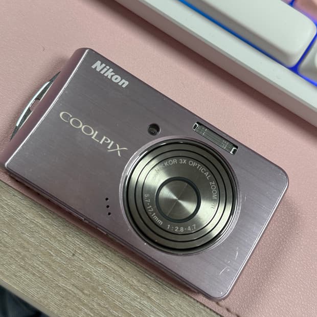 니콘 쿨픽스 s520