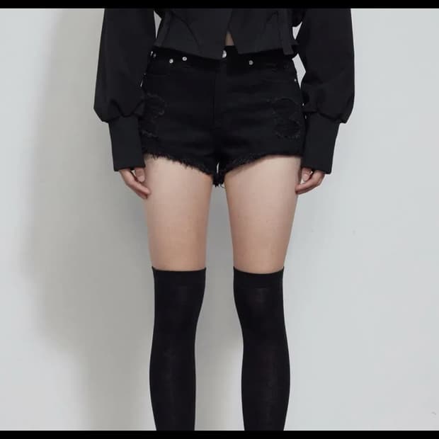 보헤미안서울 25FALL 데미지 블랙 쇼츠 반바지 숏팬츠