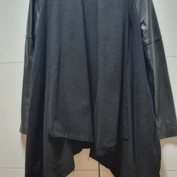 헬무트랭 케이프 코트