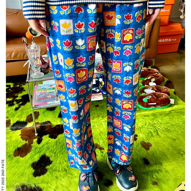 JPN Vintage Floral Art Pattern Pants