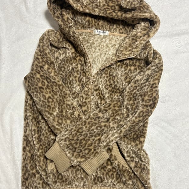 쿠마미미 호피 퍼 후드집업