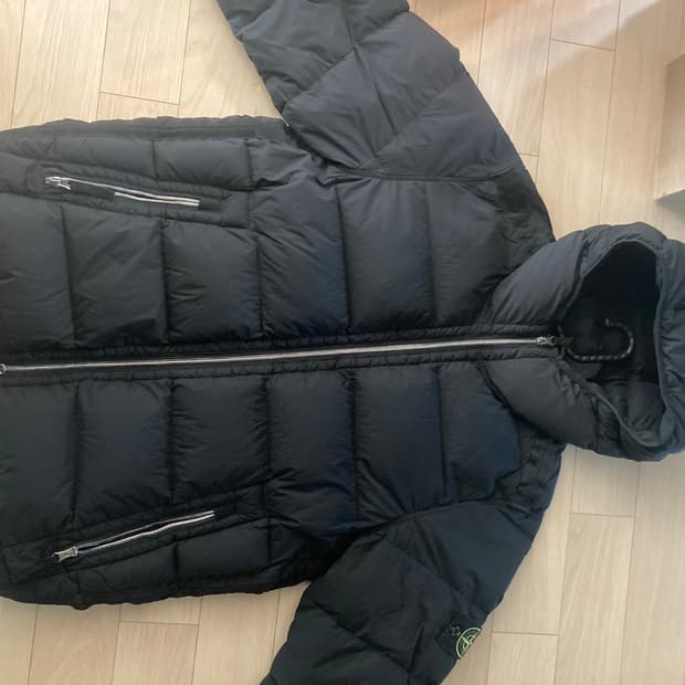 23FW 스톤아일랜드 심리스터널