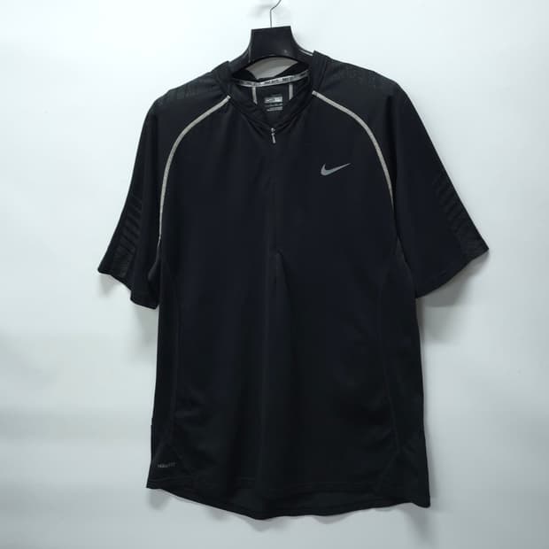 ​나이키 NikeFIT DRY 블랙 하프 집업 기능성 반팔 티셔츠 105