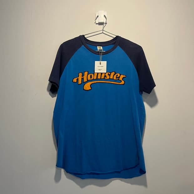 Old hollister t-shirt