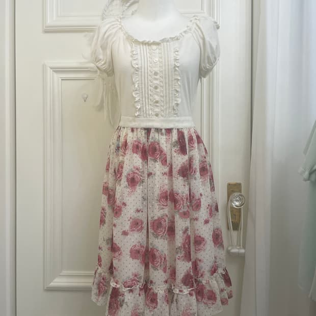 LEST ROSE ivory ruffle pink flower