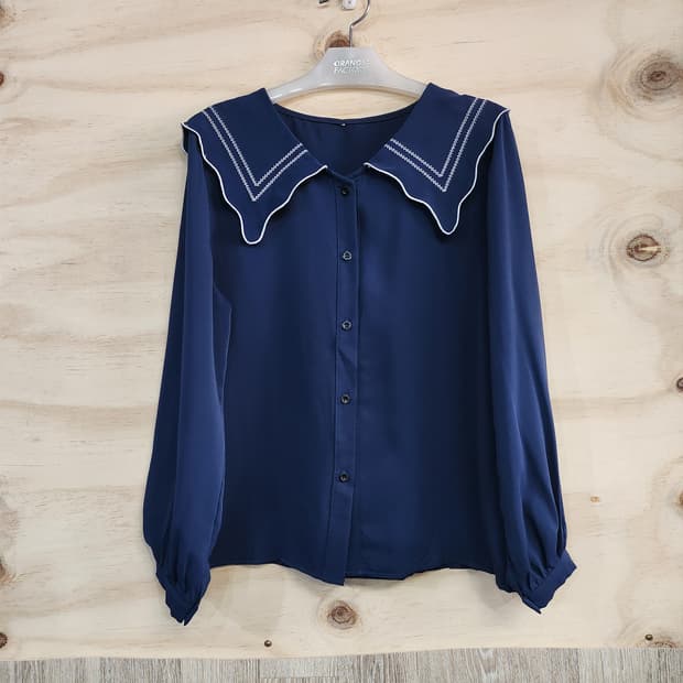 369) 여성 스퀘어카라 블라우스