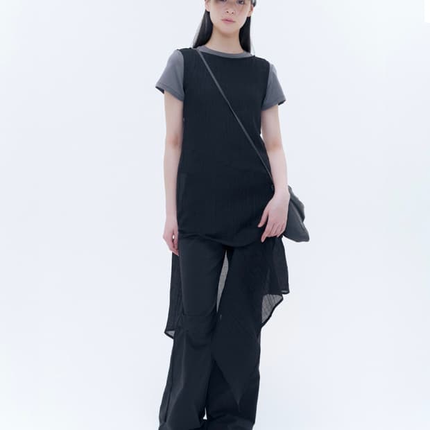 미세키서울 쉬어 슬리브리스 버튼 원피스