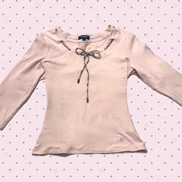 버버리 런던 로고티 러블리 딸기우유 핑크 체크 리본 티셔츠🎀🤎