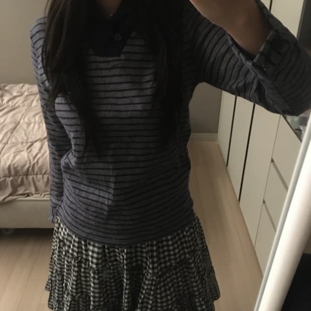 vtg 블루 스트라이프 넥버튼 롱슬리브