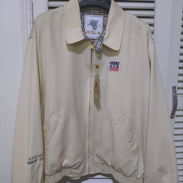 새거 105 Y2K 안티구아골프클럽 버버리패턴 스윙탑 블루종