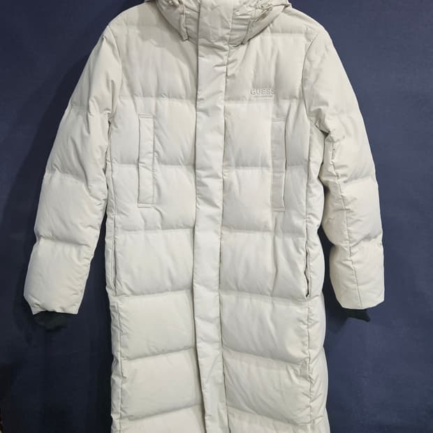 게스 아이보리컬러 남성 105 덕다운 롱패딩 