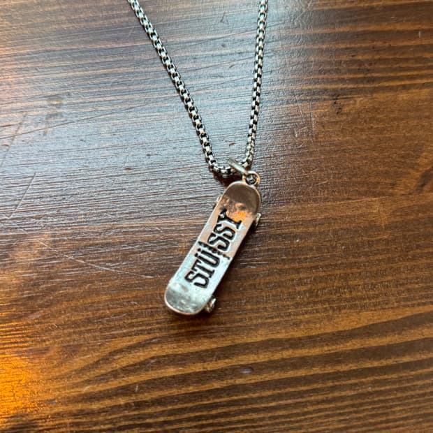 00s 스투시 펜던트