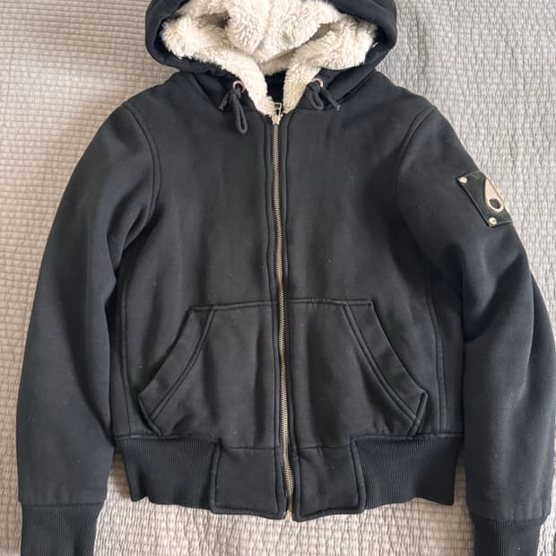 무스너클 버니스웨터 여성 m