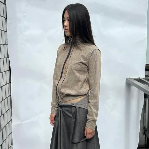 0tape_CORDUROY ZIP UP