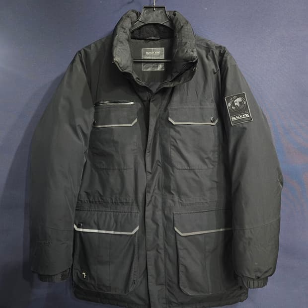 블랙야크 고어텍스 차콜컬러 남성 110~115 구스다운 패딩 