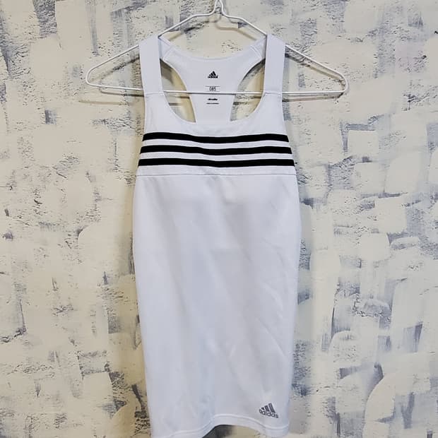 아디다스 여성 기능성 나시 