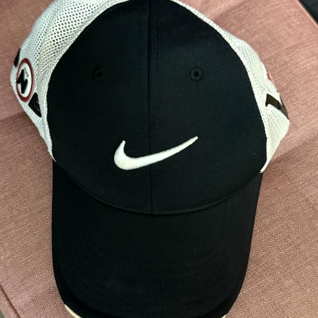 희귀 나이키 골프(Nike Golf) 메쉬 패치 볼캡