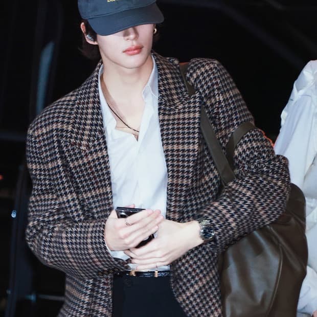 IDEA 아이디어 lonely boy 캡