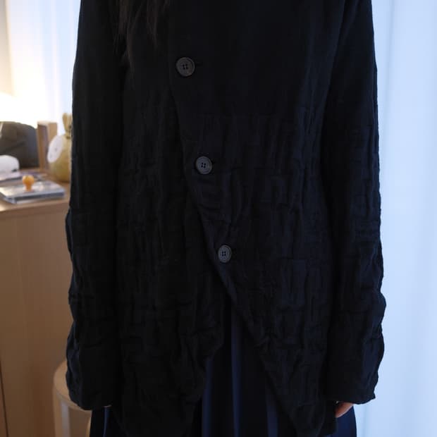 Lettering Jacquard wrinkled cardigan