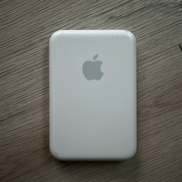 애플 맥세이프 보조배터리 휘귀탬