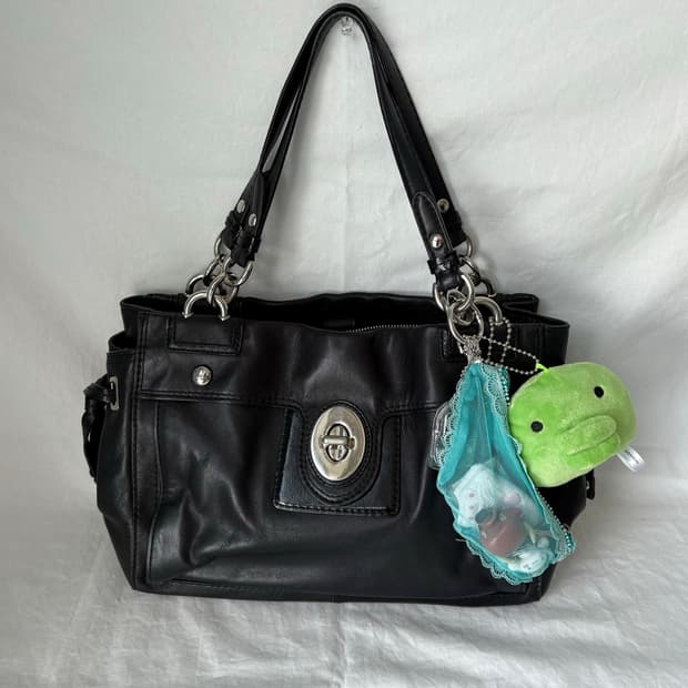 Coach lock detail shoulder bag