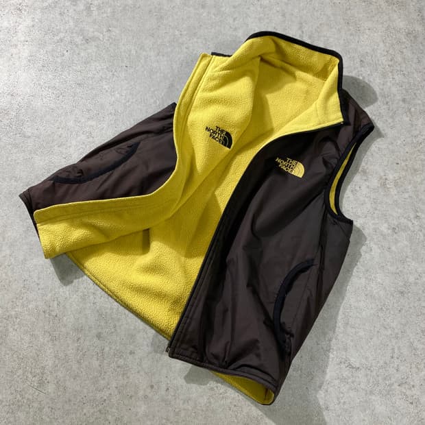 [85] The North Face 노스페이스 리버서블 브라운 배스트