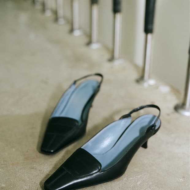 Bally black sllingback