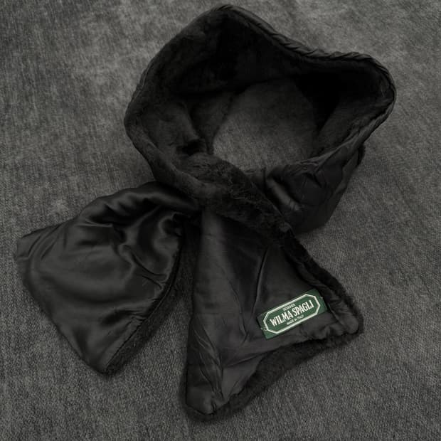 wilma spagli 퍼 루프 슬릿 스카프