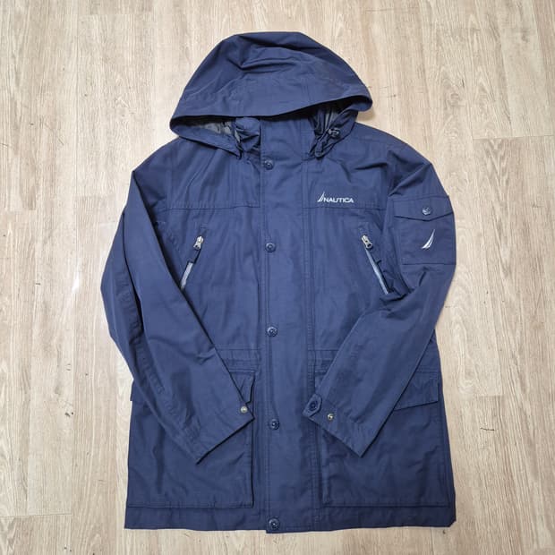 노티카 로고 네이비 바람막이 후드자켓