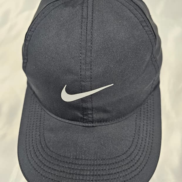 나이키페더라이트런캡