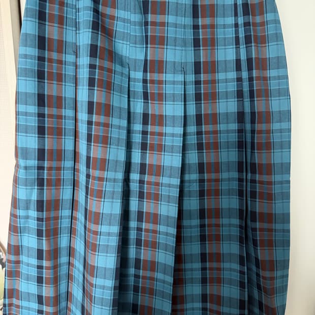 노컨텐츠 체크 미디 플리츠 스커트 새상품