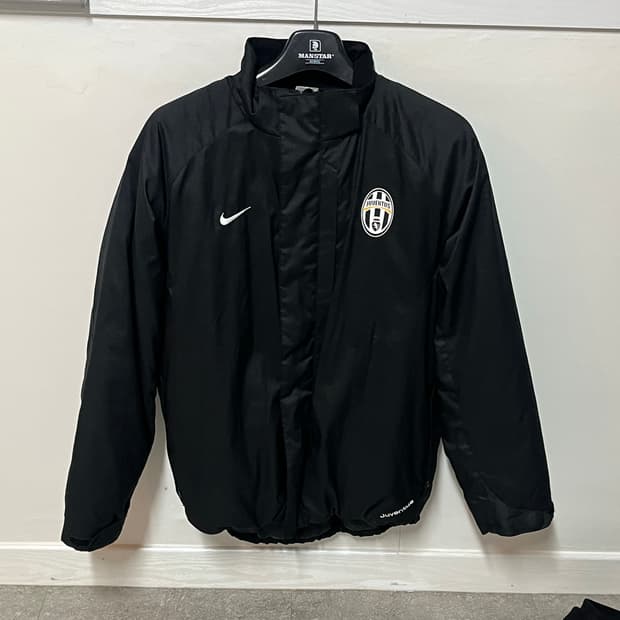 유벤투스 바람막이