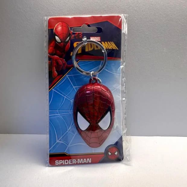 Spider-man mask keyring