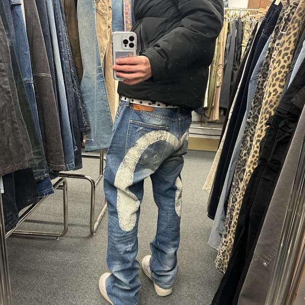 36) 에비수 빅 다이콕 페인팅 연청 데님팬츠