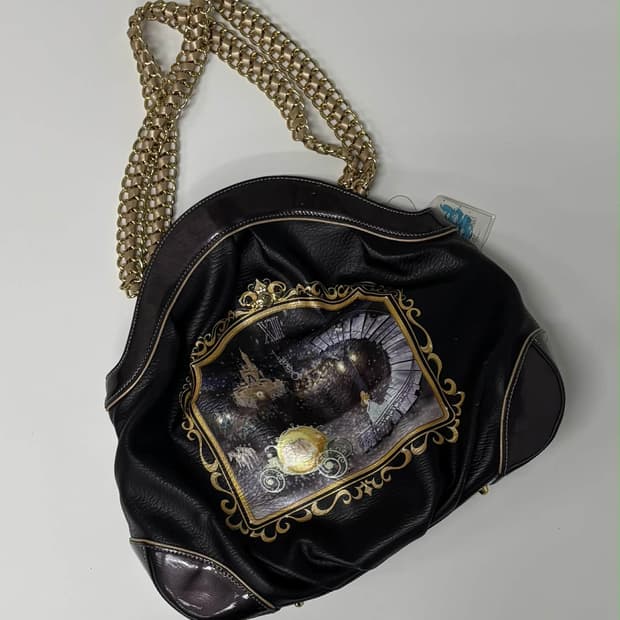 SONOVI Cinderella graphic leather chain 