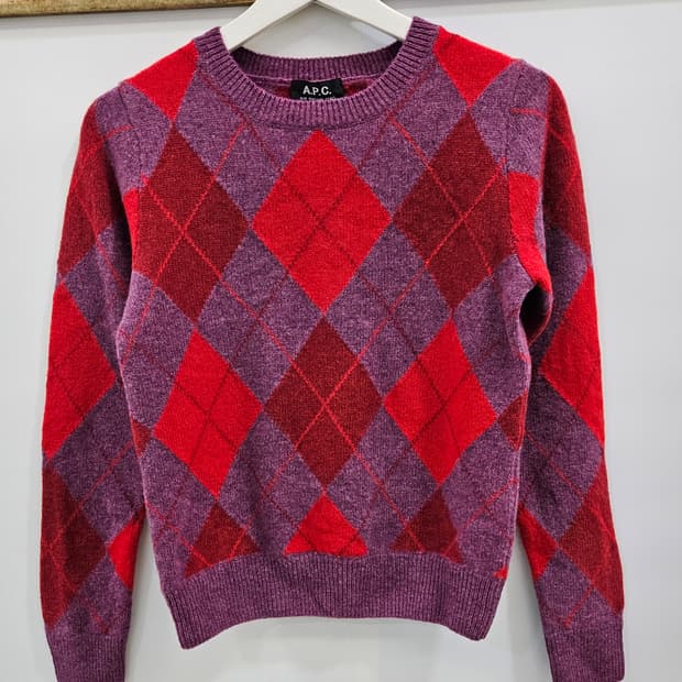 아페쎄 울 니트 스웨터