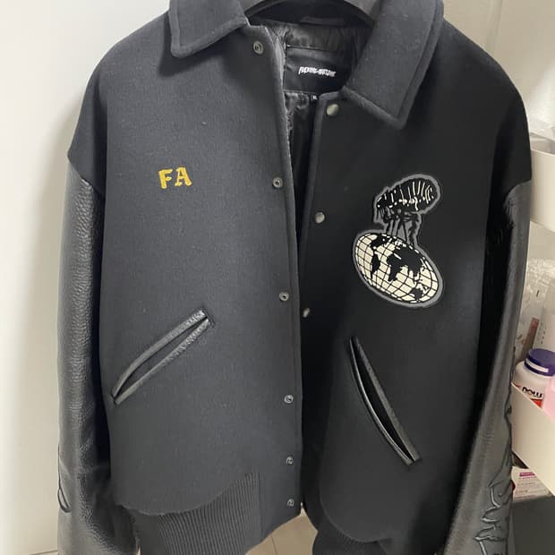 퍼킹어썸 바시티 자켓 xl