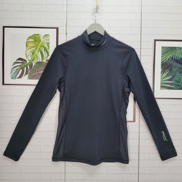 타이틀리스트 골프웨어 하이넥 긴팔 티셔츠 M사이즈 상태최상