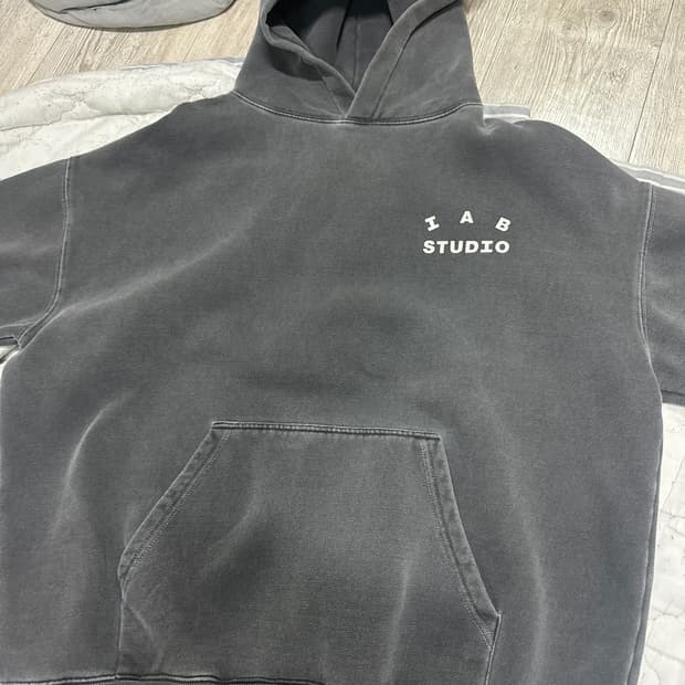 아이앱 스튜디오 피그먼트 블랙후드