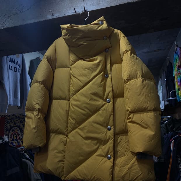 Vivienne Westwood 비비안 웨스트우드 사선 다운 패딩