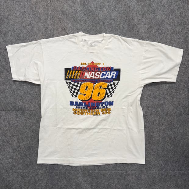 90-00s Vintage Fruit Of The Loom Tshirt