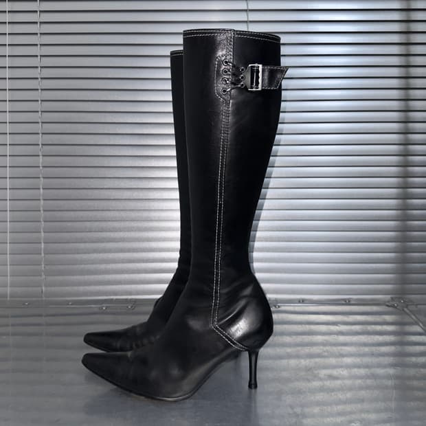 00s 레어 카메오 이탈리아 가죽 코르셋 포인트 부츠