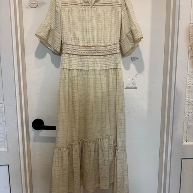 한섬 MINE 마인 허리 스모킹 원피스