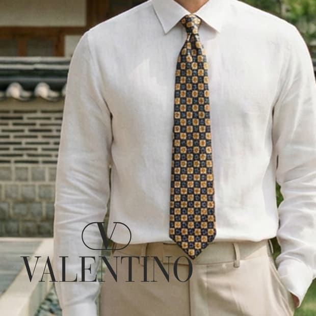 VALENTINO 발렌티노 네이비 패턴 넥타이 9cm B등급 E829