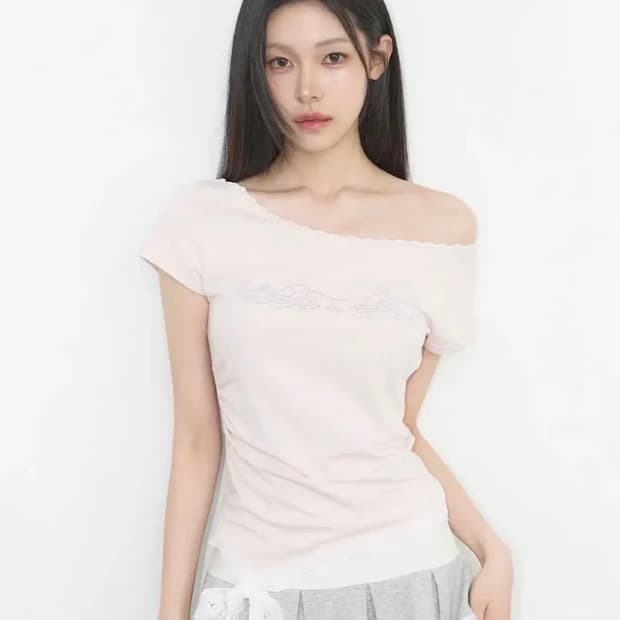 일리고 레이스 원숄더 셔링 탑 핑크 히메갸루