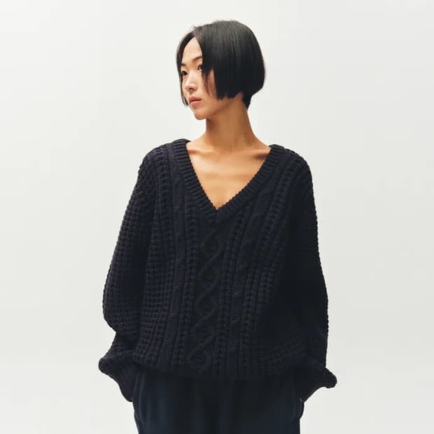 플리즈프로젝트 브이넥 케이블 니트 네이비