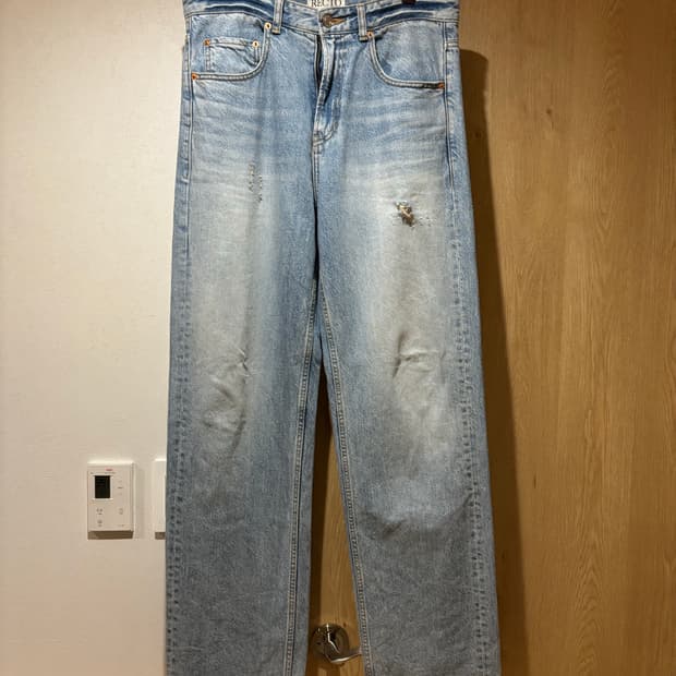 렉토 25ss destroyed denim pants 스몰 팝니다