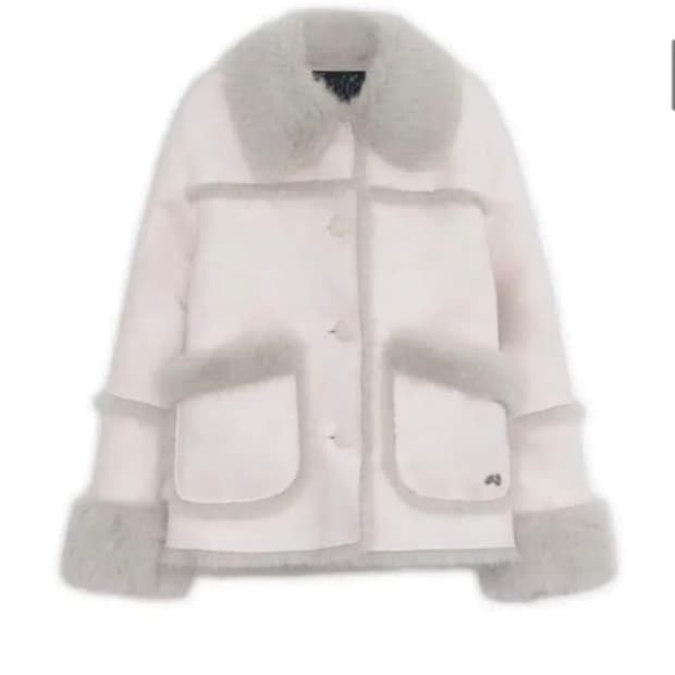 허그유어스킨 핑크 무스탕