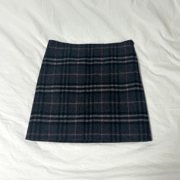 버버리 블루라벨 미니스커트